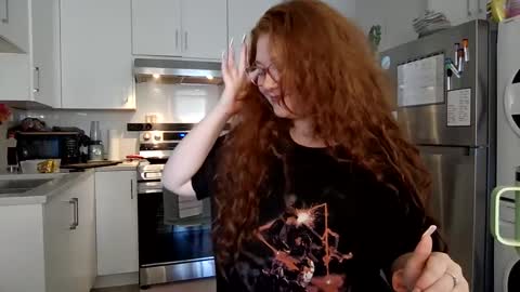 Snapshot of gingerprincess555 chatting on 09-22-25, 11:40 gingerprincess555 online show from 09-22-25, 11:40