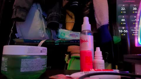 Josh Mills online show from 09-17-25, 02:13