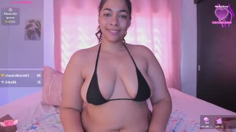 Snapshot of ginnapalmer1 chatting on 06-21-26, 06:21 Ginna Palmer online show from 06-21-26, 06:21