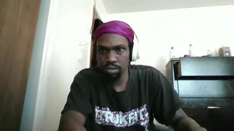Snapshot of gino_crazy87 chatting on 01-14-25, 03:57 gino_crazy87 online show from 01-14-25, 03:57