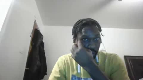 Snapshot of gino_crazy87 chatting on 01-21-25, 04:10 gino_crazy87 online show from 01-21-25, 04:10