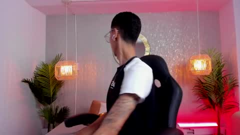 Gio Carangi online show from 04-04-26, 03:05