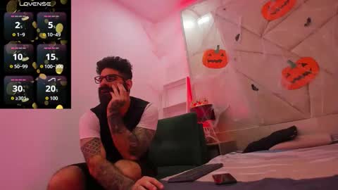 Snapshot of gio_lorenz chatting on 10-18-25, 12:17 gio_lorenz online show from 10-18-25, 12:17