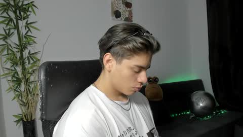 GioRusso online show from 01-30-25, 02:15