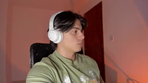 GioRusso online show from 11-25-25, 10:54