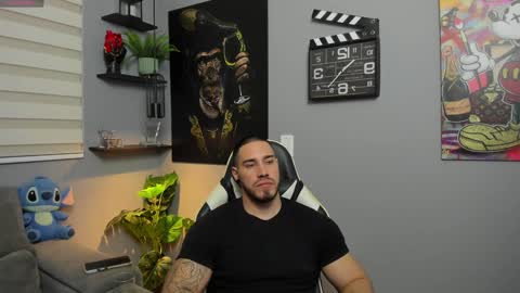 Snapshot of giorgio_leone2 chatting on 01-04-25, 12:27 Giorgio leone online show from 01-04-25, 12:27