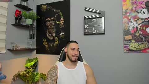 Snapshot of giorgio_leone2 chatting on 01-23-25, 11:26 Giorgio leone online show from 01-23-25, 11:26