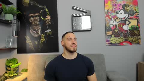 Snapshot of giorgio_leone2 chatting on 02-14-25, 05:57 Giorgio leone online show from 02-14-25, 05:57