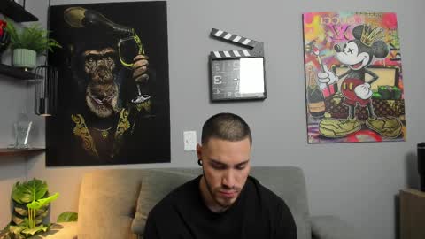 Snapshot of giorgio_leone2 chatting on 02-17-25, 03:36 Giorgio leone online show from 02-17-25, 03:36