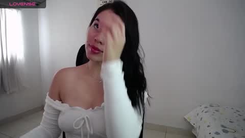 GIO RIVERA online show from 10-22-25, 01:11