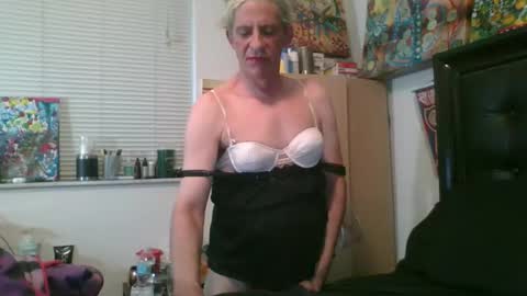 giovanna132008 online show from 10-07-25, 07:44