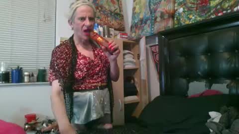 giovanna132008 online show from 11-24-25, 12:54