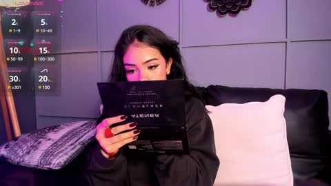 Giovanna  online show from 12-28-24, 08:37