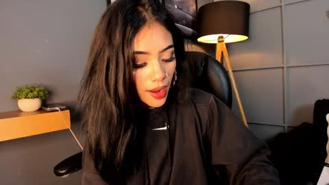 Giovanna  online show from 01-13-25, 08:26