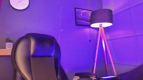 Giovanna  online show from 01-16-25, 07:28