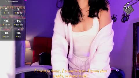 Giovanna  online show from 10-22-25, 06:24