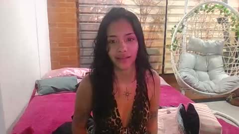 Snapshot of giovanna_oliveria chatting on 12-14-25, 03:01 giovanna_oliveria online show from 12-14-25, 03:01