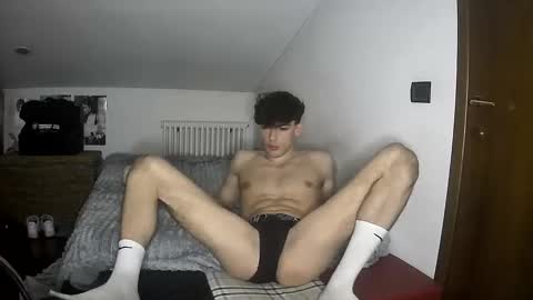 giovyyx online show from 02-20-26, 03:01