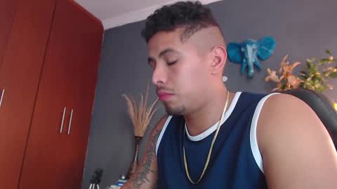 piggy boy online show from 12-03-24, 08:39