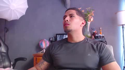 piggy boy online show from 09-18-25, 06:54