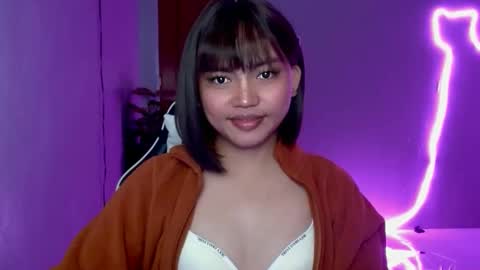 Snapshot of girl2rememberxxx chatting on 12-16-25, 10:42 YOUR GIRL AXIE online show from 12-16-25, 10:42