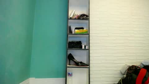Snapshot of girl4uvanessaxxx chatting on 06-23-26, 03:37 Vanessa online show from 06-23-26, 03:37