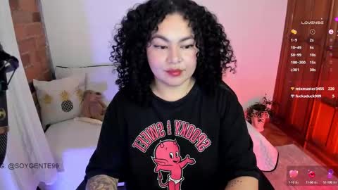 girl_inline online show from 03-03-25, 12:15