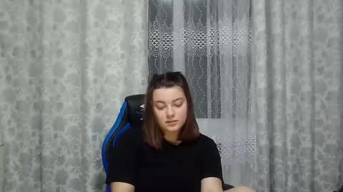 girl_leya online show from 01-31-25, 10:10