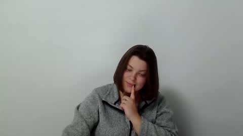 girl_leya online show from 11-28-25, 09:06