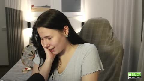 Snapshot of girl_u_never_met chatting on 02-27-25, 05:36 Kristin online show from 02-27-25, 05:36