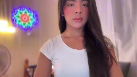 queen ronna online show from 11-27-25, 01:18