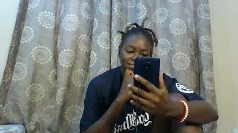 Snapshot of girlnextdoor60 chatting on 11-06-25, 06:36 Sexy online show from 11-06-25, 06:36