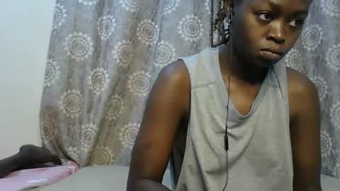 Snapshot of girlnextdoor60 chatting on 11-11-25, 05:18 Sexy online show from 11-11-25, 05:18