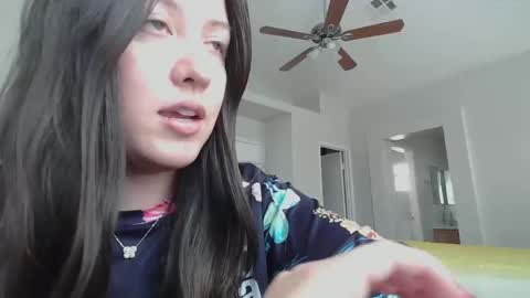 Snapshot of girlnextdoor702 chatting on 01-30-25, 06:21 Jasmine online show from 01-30-25, 06:21
