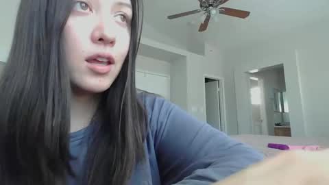 Snapshot of girlnextdoor702 chatting on 02-06-25, 06:46 Jasmine online show from 02-06-25, 06:46