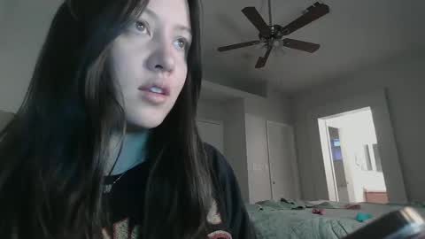 Snapshot of girlnextdoor702 chatting on 03-02-25, 02:00 Jasmine online show from 03-02-25, 02:00