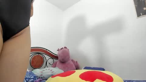 Snapshot of girlrock2024 chatting on 01-17-26, 10:46 girlrock2024 online show from 01-17-26, 10:46