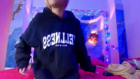 eleanor and celeste online show from 12-05-25, 03:26