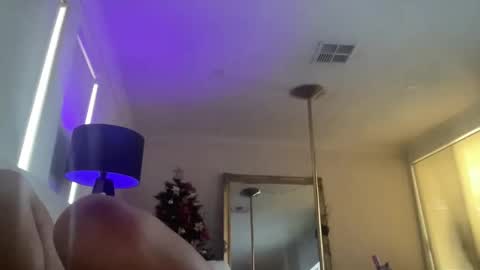 Snapshot of girlsaresexymadeoutapepsi chatting on 01-10-25, 01:53 bob online show from 01-10-25, 01:53