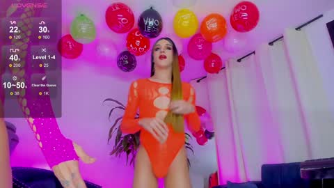 Snapshot of girlsonline_ chatting on 01-05-25, 03:43 C. Sofia online show from 01-05-25, 03:43