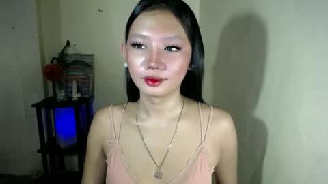 Snapshot of girlstacy_xoxo chatting on 03-19-26, 11:09 Stacy online show from 03-19-26, 11:09