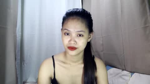 Snapshot of girlxfromxph chatting on 12-19-24, 01:39 girlxfromxph online show from 12-19-24, 01:39