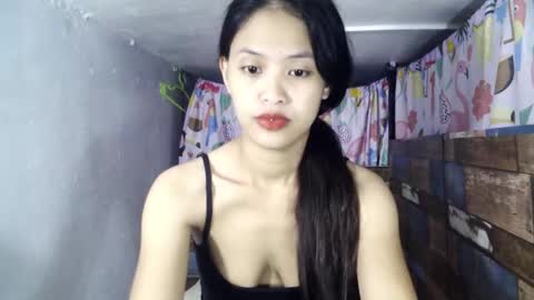 Snapshot of girlxfromxph chatting on 02-06-25, 10:53 girlxfromxph online show from 02-06-25, 10:53