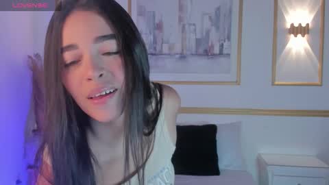 Snapshot of gise_morin chatting on 03-24-26, 02:05 G I S E online show from 03-24-26, 02:05