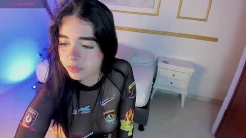 Snapshot of gise_morin chatting on 07-16-26, 07:53 G I S E online show from 07-16-26, 07:53