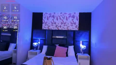     online show from 11-08-25, 10:48