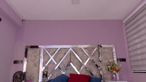 Snapshot of giselamaru chatting on 05-08-26, 10:09 online show from 05-08-26, 10:09