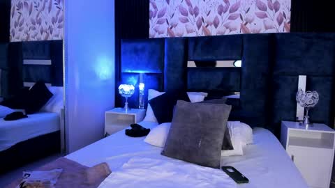 Snapshot of giselamaru chatting on 05-11-26, 04:04 online show from 05-11-26, 04:04