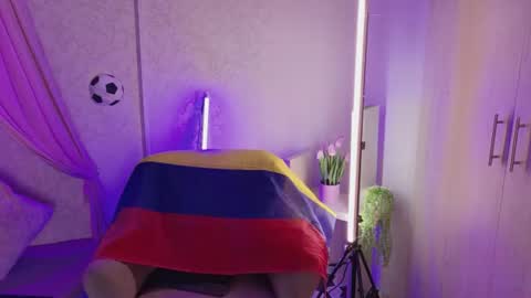 Snapshot of giselamaru chatting on 06-18-26, 12:42 online show from 06-18-26, 12:42