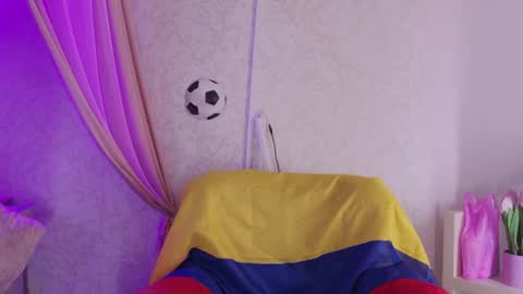 Snapshot of giselamaru chatting on 06-20-26, 11:35 online show from 06-20-26, 11:35